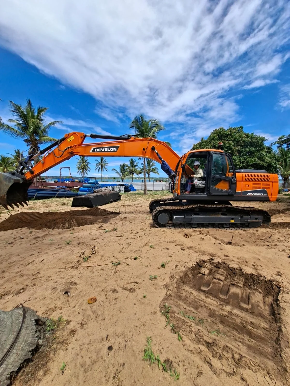 CA HUB AUTO heavy equipment operations
